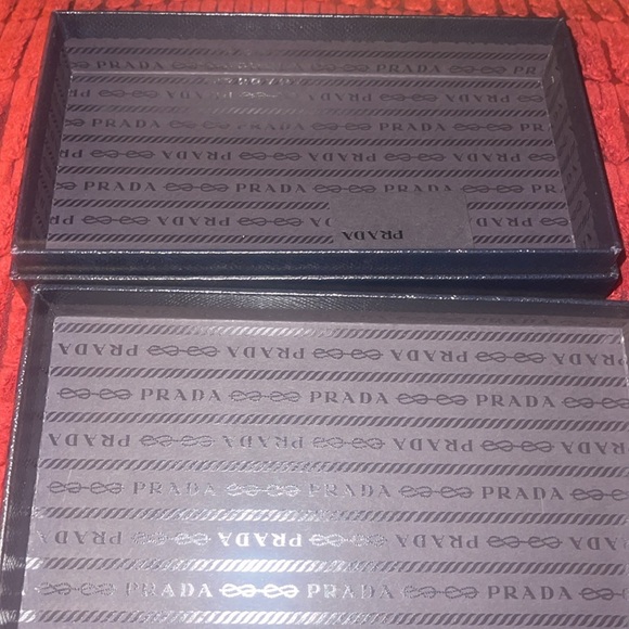 Prada Saffiano Full inclusion wallet - Picture 13 of 16